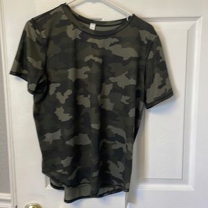 Lululemon high neck run and train lee